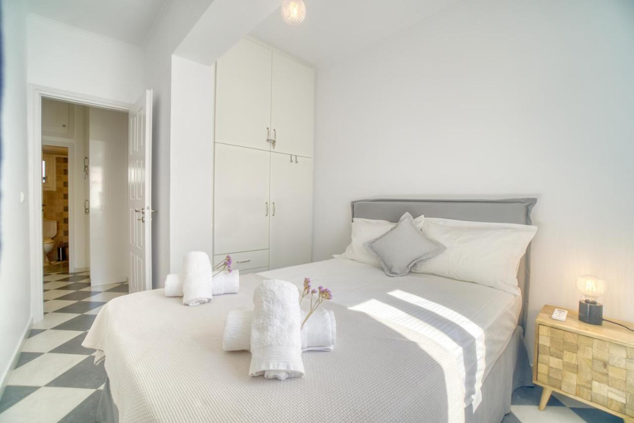 Stylish, Cozy 2-Bdr Flat In Andros Town By Explore Andros Luaran gambar