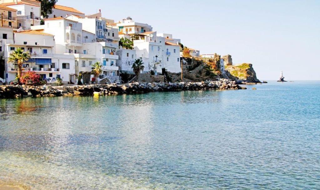 Stylish, Cozy 2-Bdr Flat In Andros Town By Explore Andros Luaran gambar